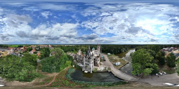 Pałac w Kopicach