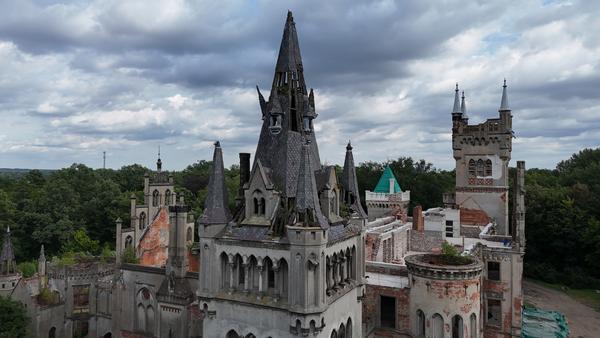 Pałac w Kopicach